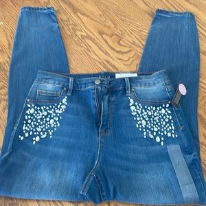 NWT Bold Elements curvy skinny jeans